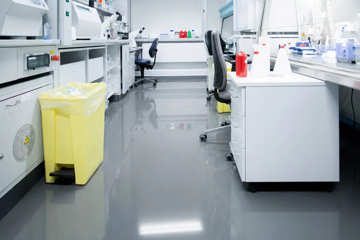 Epoxidová podlaha laboratoř